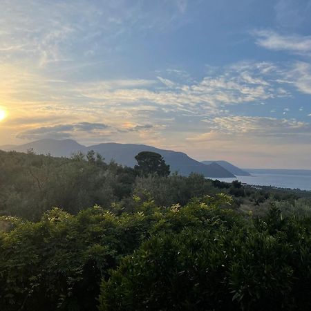 Panoramic View Summerhouse Loukissia Esterno foto