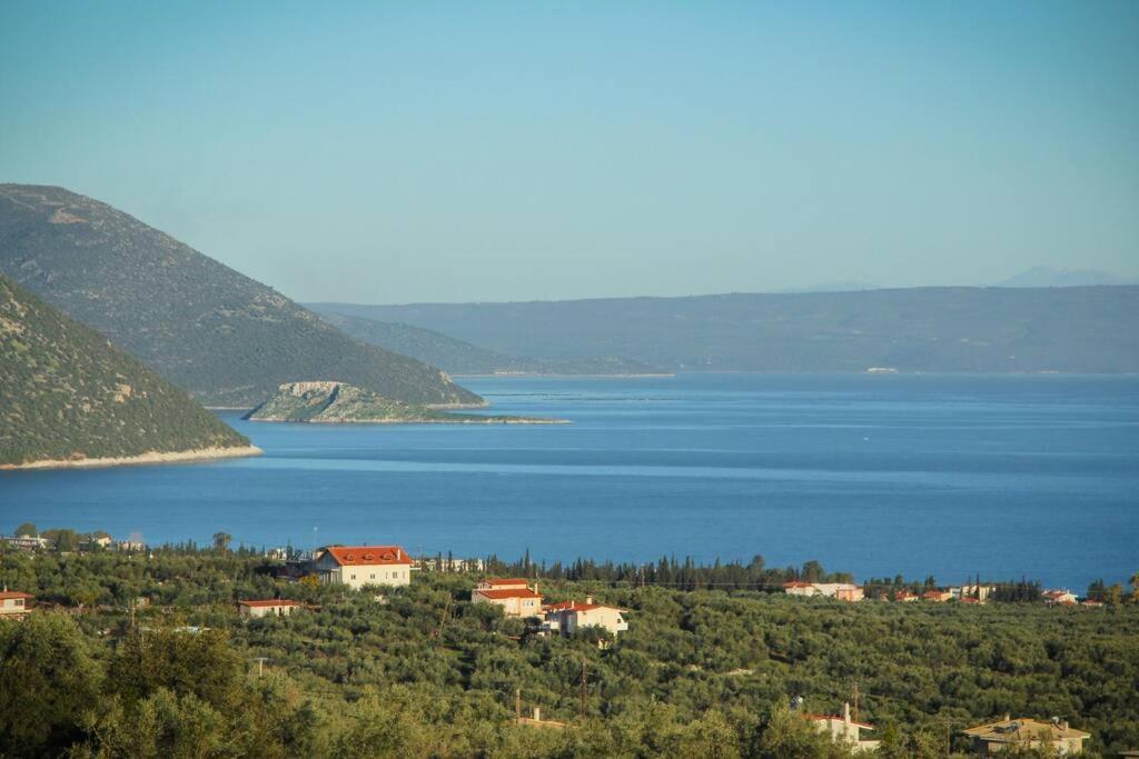 Panoramic View Summerhouse Loukissia Esterno foto